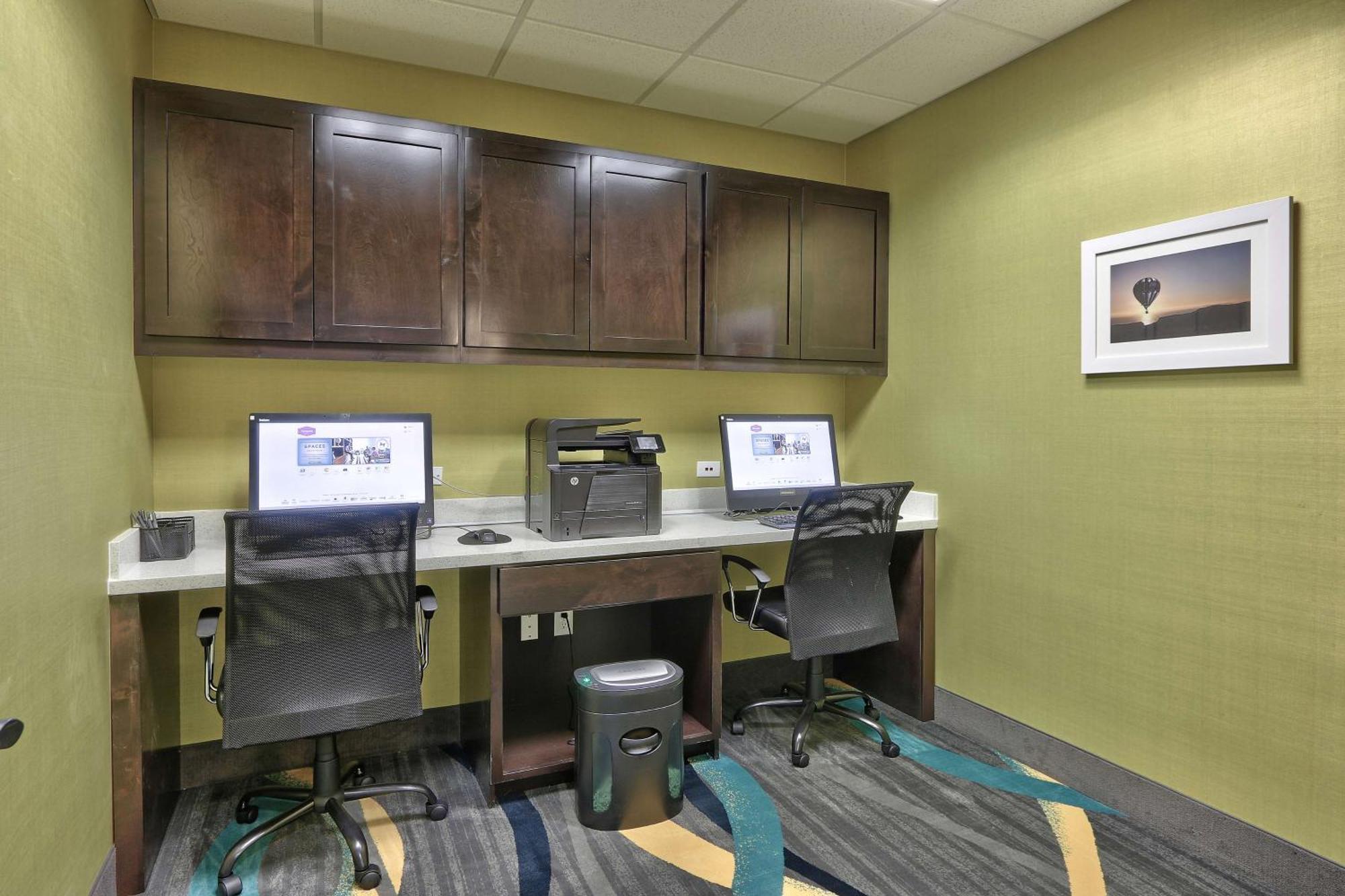 Hampton Inn & Suites Albuquerque Airport Экстерьер фото