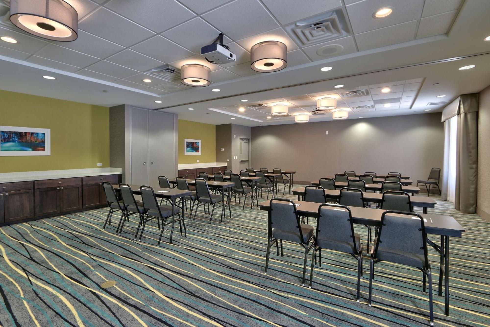 Hampton Inn & Suites Albuquerque Airport Экстерьер фото