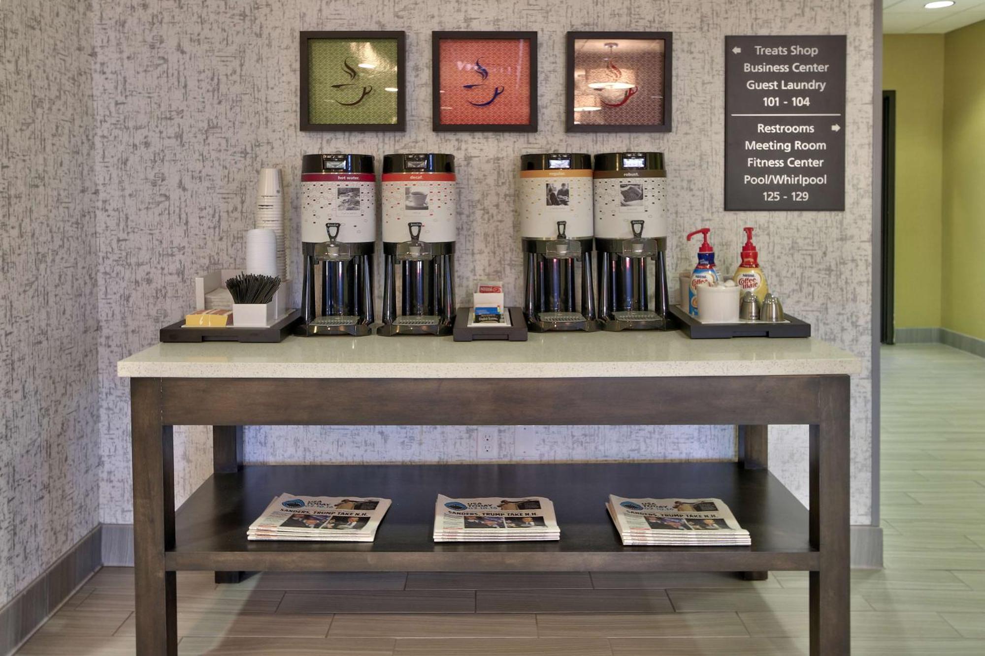 Hampton Inn & Suites Albuquerque Airport Экстерьер фото